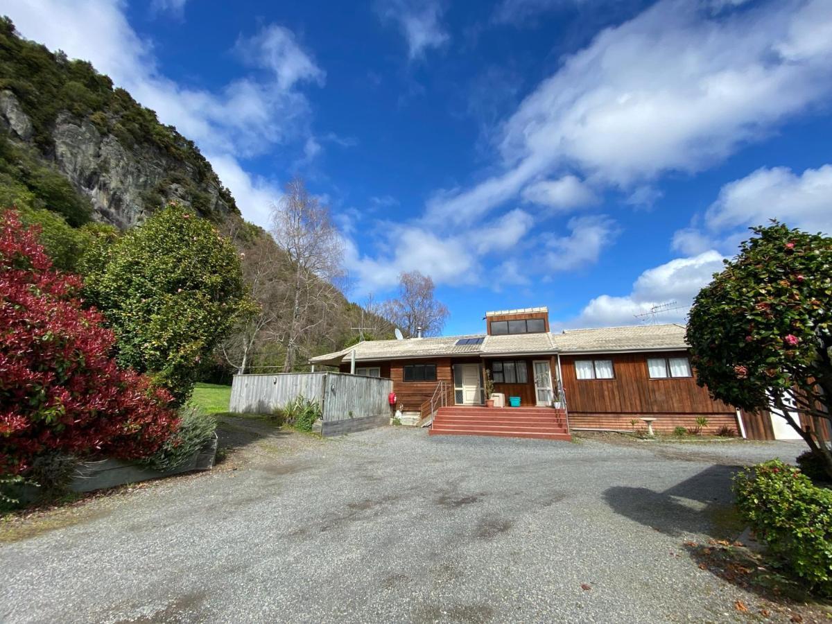 Motuoapa Bay Chalets Turangi Eksteriør bilde