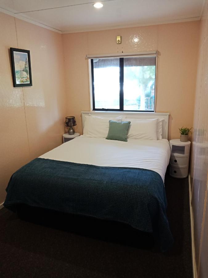 Motuoapa Bay Chalets Turangi Rom bilde